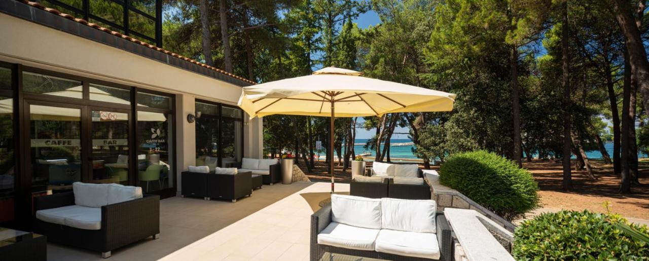 Flores Hotel Porec