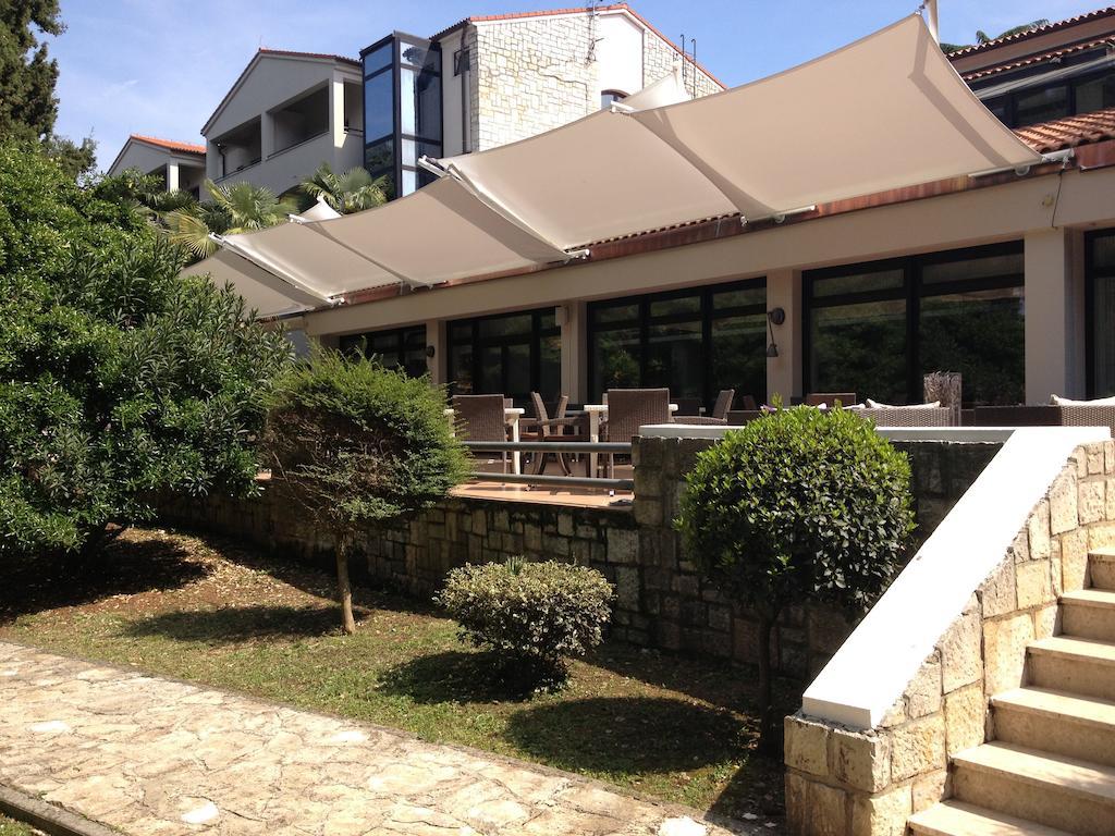 Flores Hotel Porec