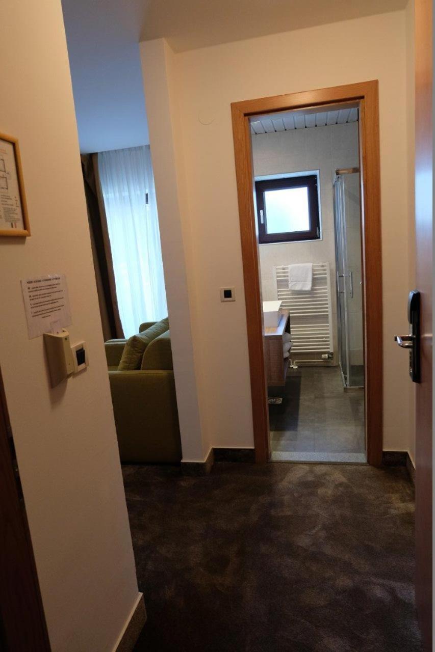 Flores Hotel Porec